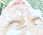 ベル美容外科監修のハーブピーリング